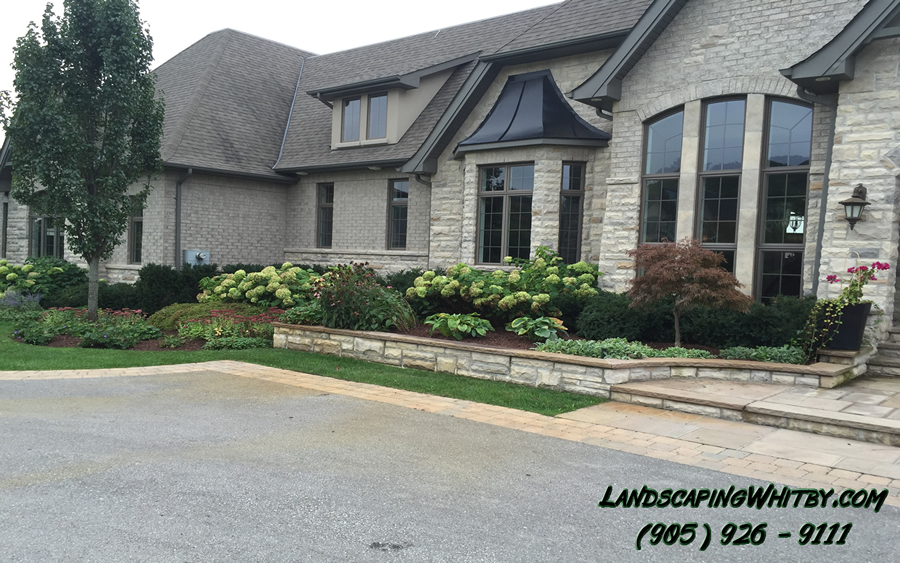 Gardening Gardener Flower Beds Mulching